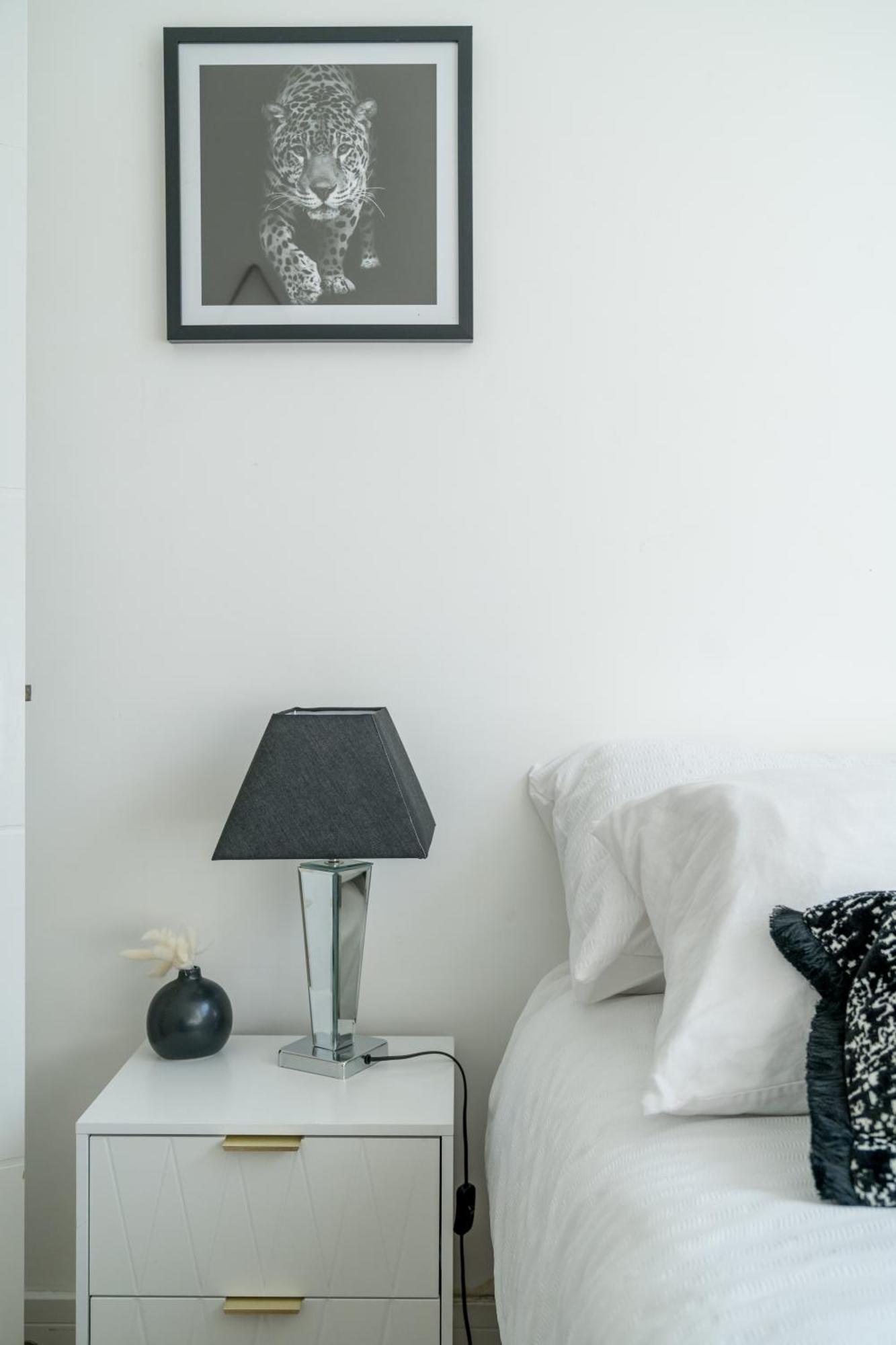 Queensway Dream Apartment London