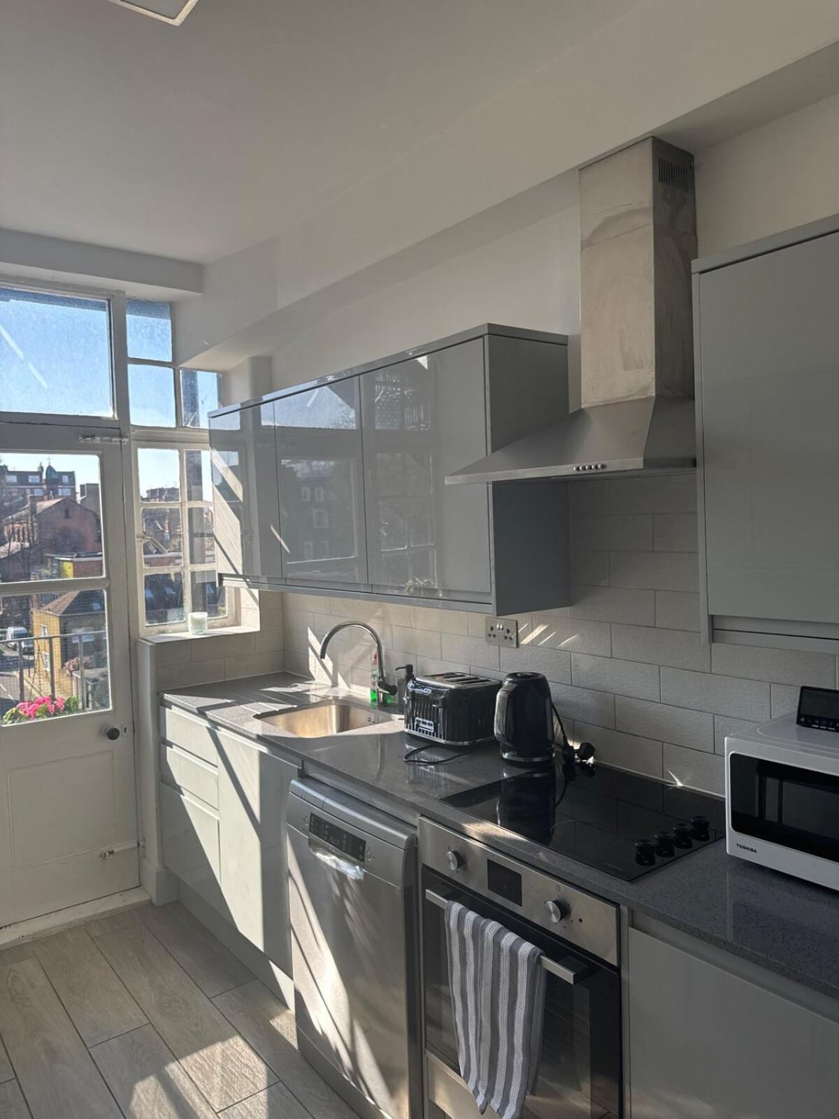 Queensway Dream, Hyde Park Appartamento