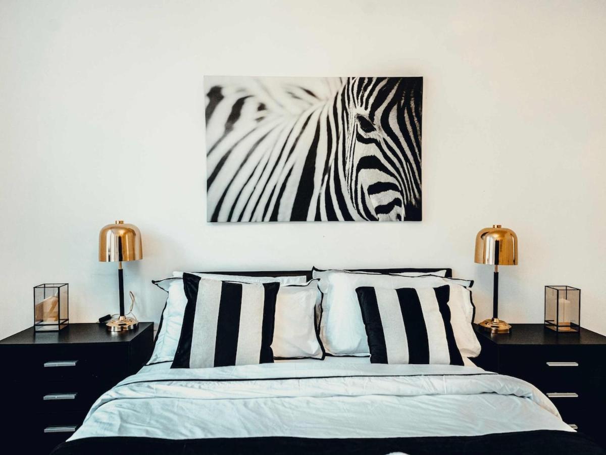 Queensway Dream, Hyde Park Appartamento
